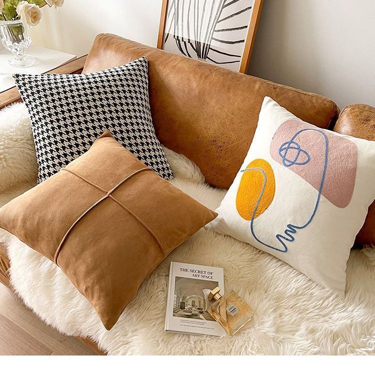 Colcover Vintage Art Style Pillow